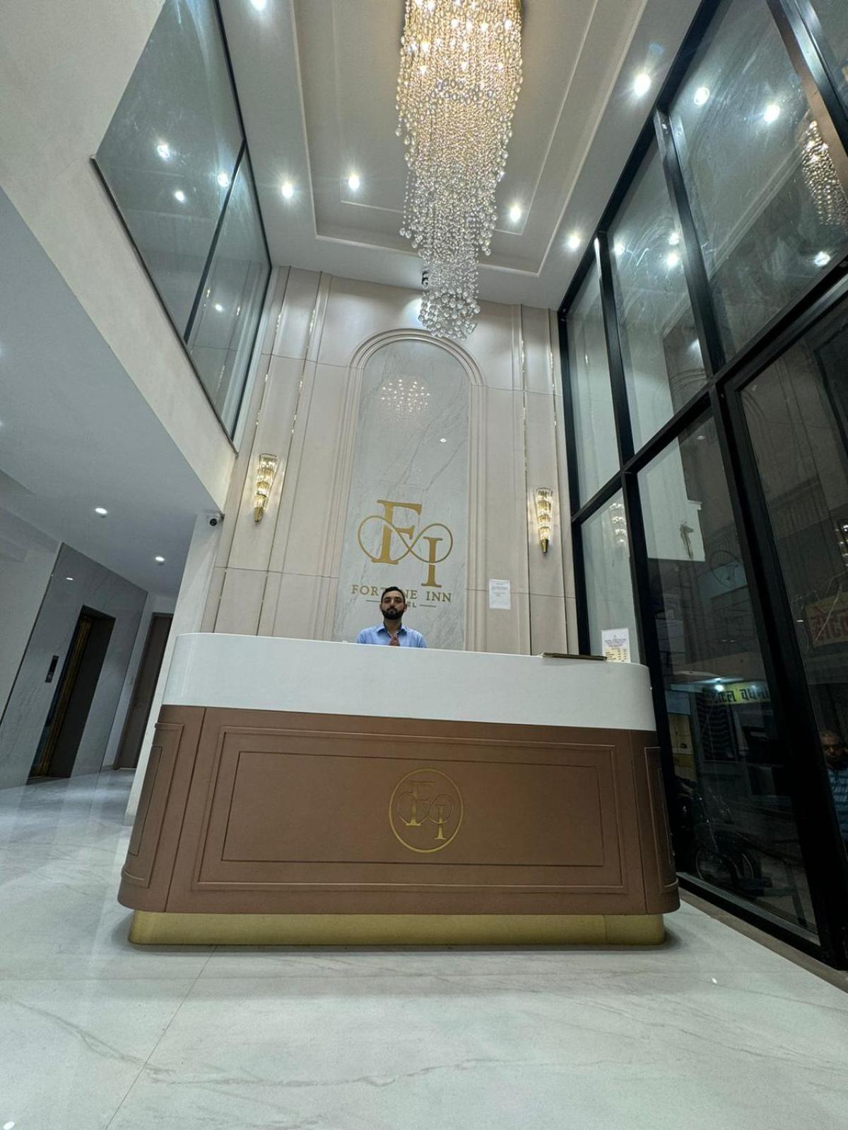 Hotel Fortune Inn Bhopal Buitenkant foto