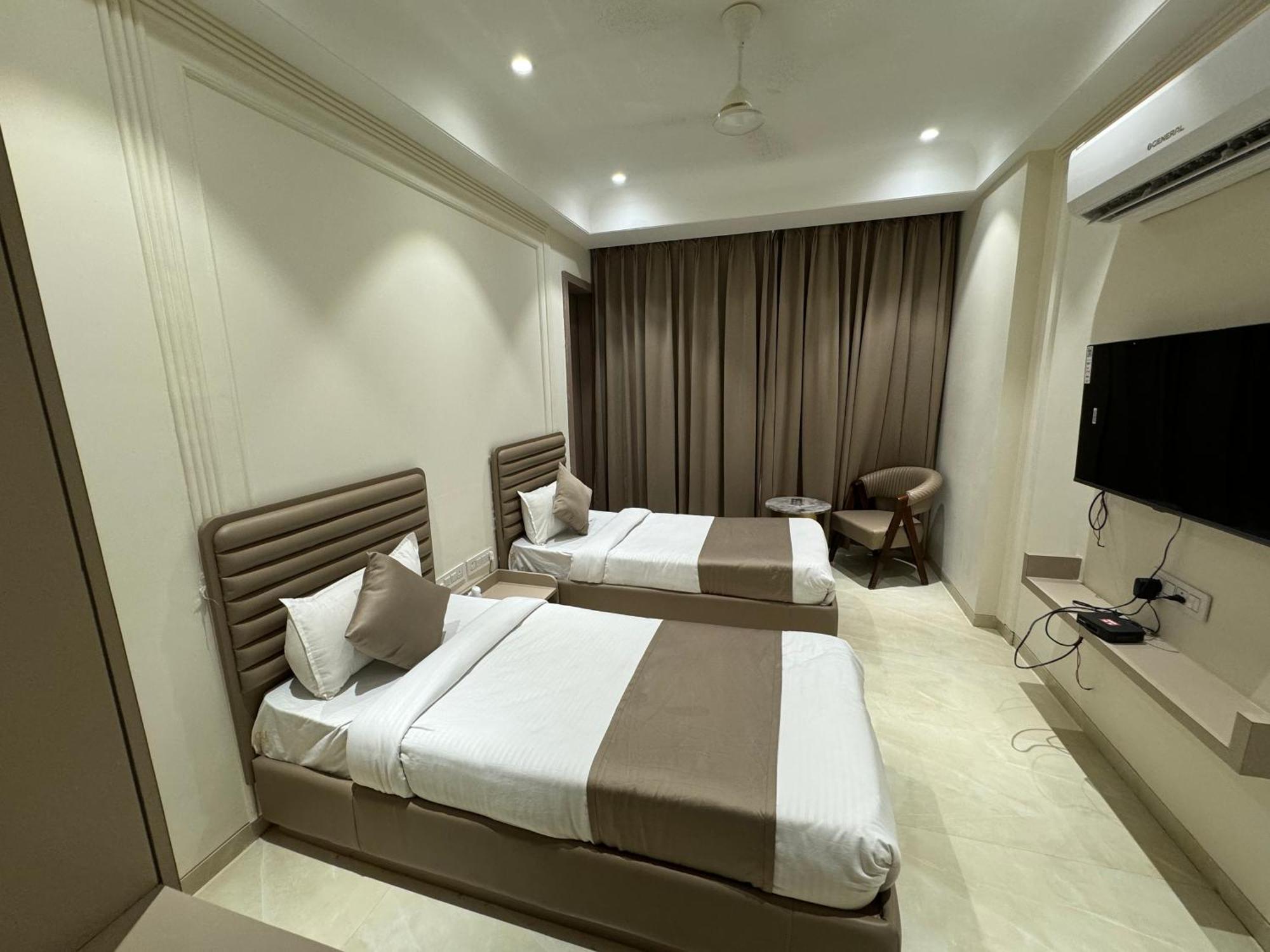Hotel Fortune Inn Bhopal Buitenkant foto