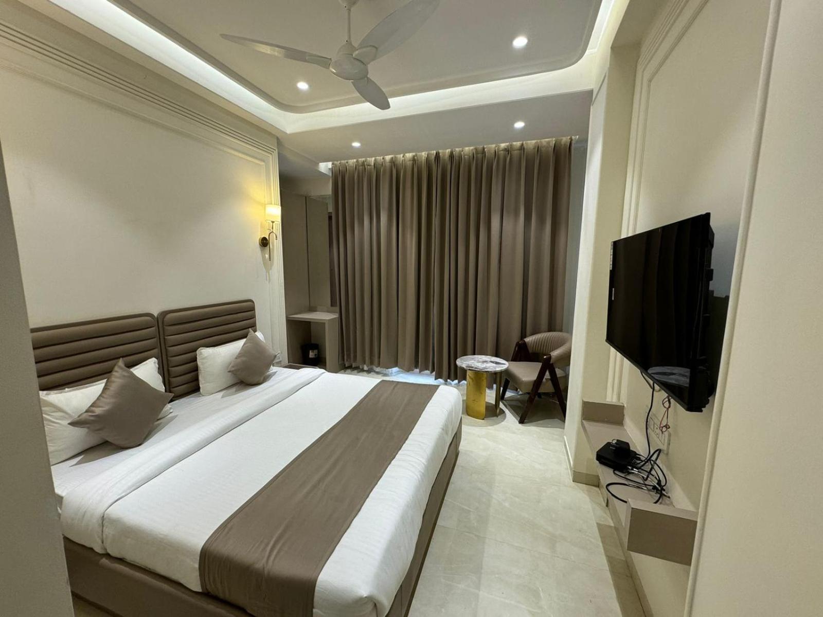 Hotel Fortune Inn Bhopal Buitenkant foto